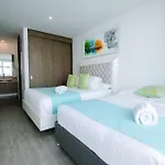 U-Go Spiaggia - Frente Al Mar En La Boquilla